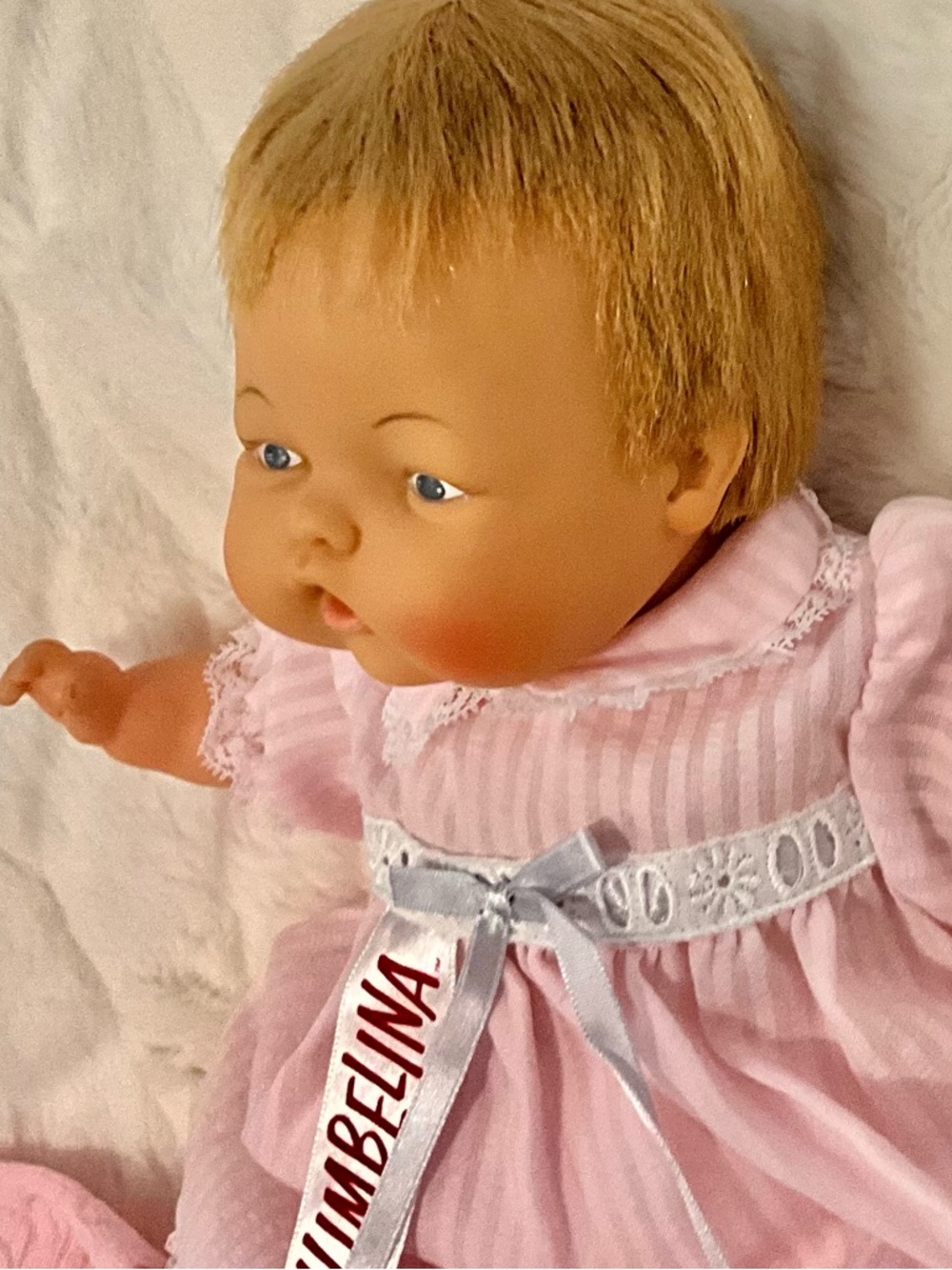 VINTAGE IDEAL TINY THUMBELINA DOLL w/3 OUTFITS & MORE! SHE STILL WORKS!